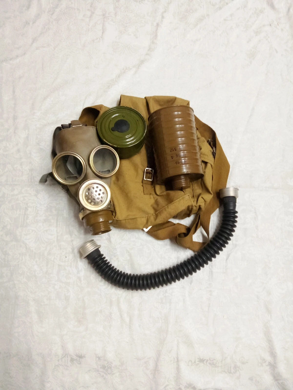 DDr Panzer Crew Gasmasken Set, verhandeln