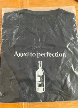 Aged to perfection navy tshirt size L, condition: New with tags, size: L, £4.00, £4.90 includes Buyer Protection