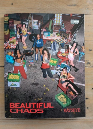 Katseye - beautiful chaos album + photobook, état: Très bon état, 30,00 €, 32,20 € Protection acheteurs incluse