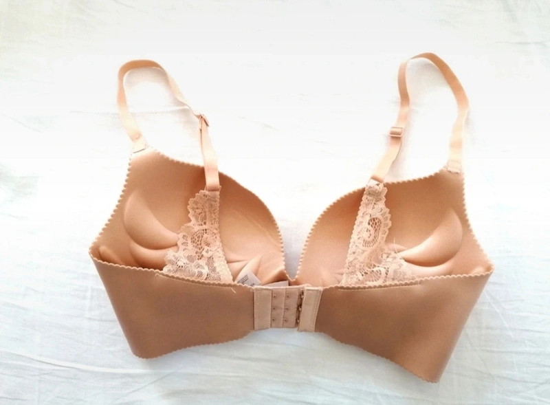 Reggiseno senza cuciture color nude 70D taglia 2 italiana Vinted