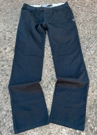 Pantalon chino Billabong vintage surfwear style 2000’s, marque: Billabong, état: Très bon état, taille: W32 | FR 42, 15,00 €, 16,45 € Protection acheteurs incluse