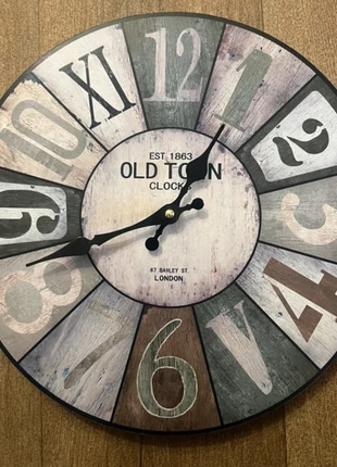 Horloge murale “Old Town Clock” vintage – Ø environ 30 cm, staat: Heel goed, € 7,50, € 8,58 inclusief Kopersbescherming