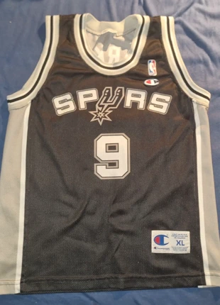 Maillot Tony Parker, brand: Champion, condition: Very good, size: 14 years / 164 cm, €23.00, €24.85 includes Buyer Protection