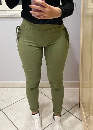 Pantalone Skinny Verde, état: Très bon état, taille: S / 36 / 8, 2,99 €, 3,84 € Protection acheteurs incluse