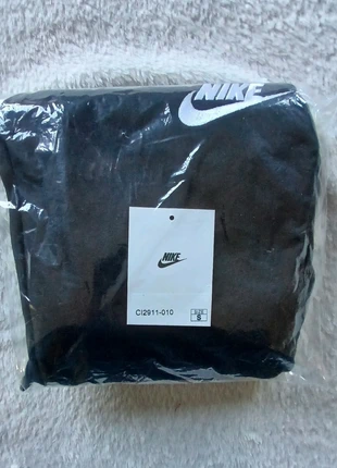 Bas de jogging Nike, brand: Nike, condition: New with tags, size: 8 years / 128 cm, €32.00, €34.30 includes Buyer Protection
