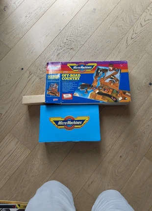 Off road country + plateau, marque: Galoob, état: Très bon état, taille: 3 ans / 98 cm, 55,00 €, 58,45 € Protection acheteurs incluse