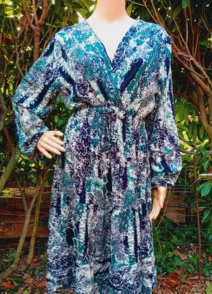 Robe crème, verte et noir, neuve., marca: Made In Italy, estado: Novo com etiquetas, tamanho: L / 40 / 12, €15.00, €16.45 inclui Proteção do Comprador