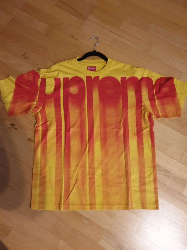 Supreme Bleed Logo Tee Size M - Vinted