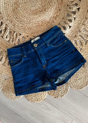 Short tejano Pull & Bear, marque: Pull & Bear, état: Très bon état, taille: M / 38 / 10, 5,00 €, 5,95 € Protection acheteurs incluse