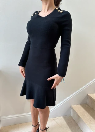 Zara Knit black dress with gold button details, marque: Zara, état: Bon état, taille: L / 40 / 12, 14,00 €, 15,40 € Protection acheteurs incluse