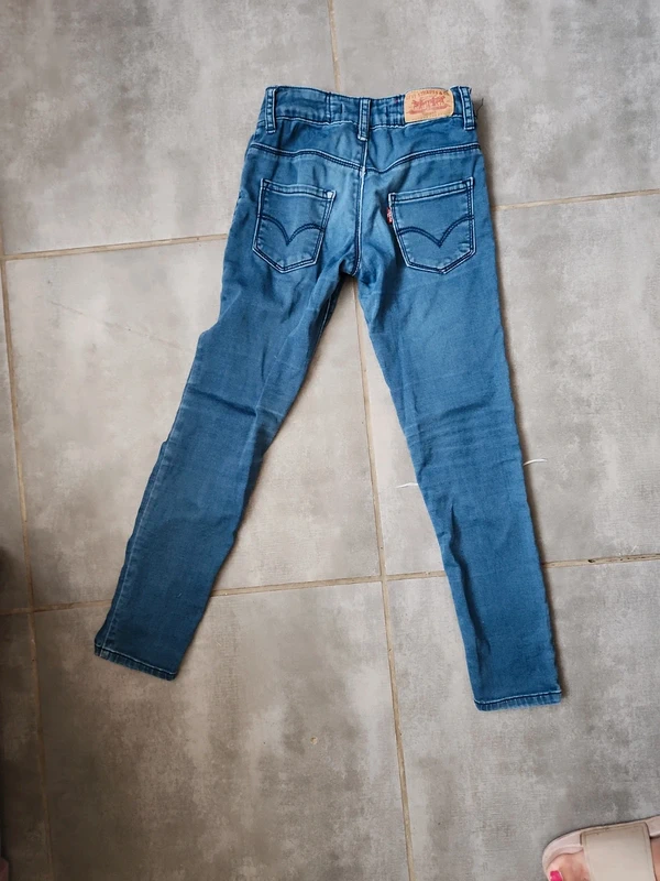 Jean skinny levis 710 - photo numéro 3