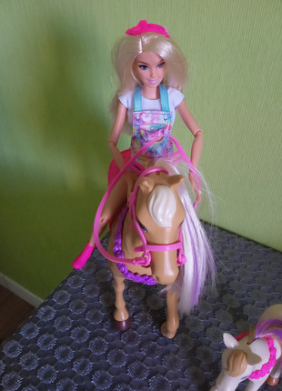 Barbie et son cheval dansant — Playfunstore