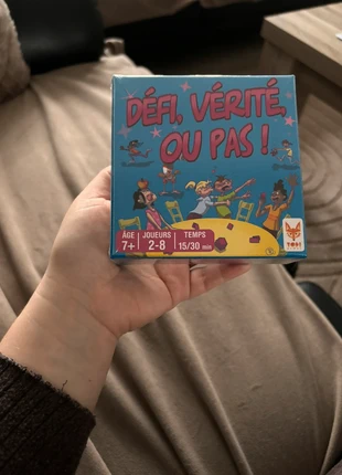 Jeu enfant défi vérité, merk: JEU, staat: Nieuw met prijskaartje, maat: 7 jaar / 122 cm, € 5,00, € 5,95 inclusief Kopersbescherming