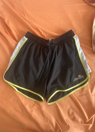 Short de sport, marke: Ellesse, zustand: Neu, größe: S / 36 / 8, 12,00 €, 13,30 € inklusive Vinted-Käuferschutz