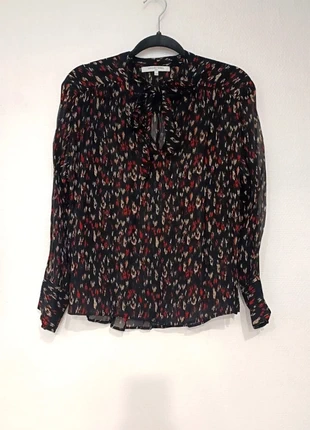 Blouse noire et rouge Gérard Darel, merk: Gerard Darel, staat: Heel goed, maat: M / 38 / 10, € 27,00, € 29,05 inclusief Kopersbescherming Pro