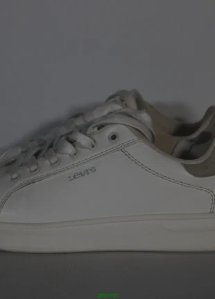 Ténis Levi's Brancos Originais, marca: Levi's, estado: Muy bueno, tamaño: 41, 25,00 €, 26,95 € Protección al comprador incluida