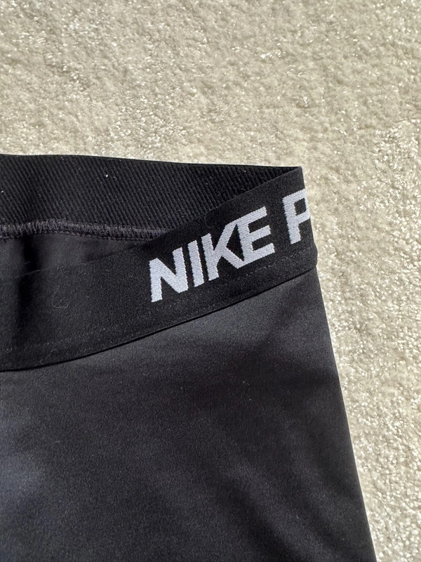 Nike Pro 3/4 Black Dri-Fit Leggings