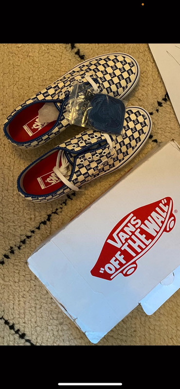 Vans sales ft supreme