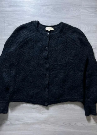 Cardigan a bouton Sézane Anahi veste / noir / Taille S, marque: Sézane, état: Très bon état, taille: S / 36 / 8, 85,00 €, 89,95 € Protection acheteurs incluse