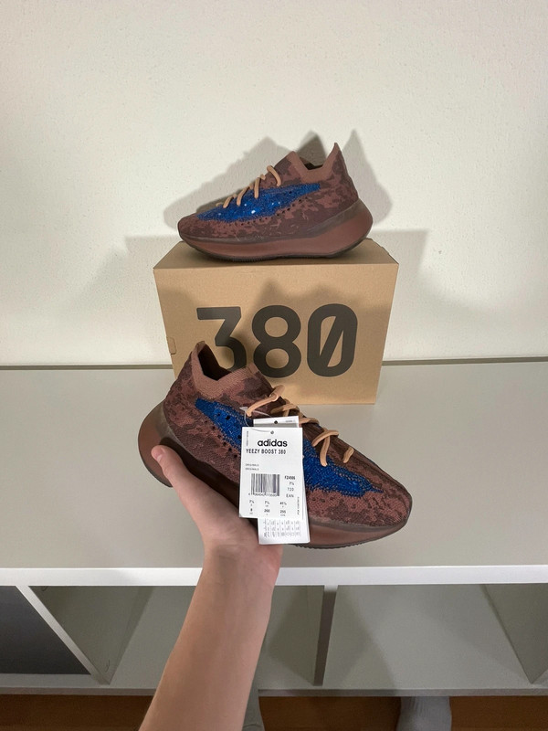 Yeezy cheap 380 vinted