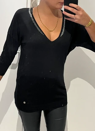 Pull Long noir Les petites Bombes taille M, marque: Les Petites Bombes, état: Bon état, taille: M / 38 / 10, 3,00 €, 3,85 € Protection acheteurs incluse