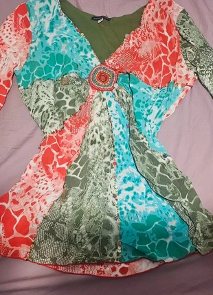 Colorful flared sleeve blouse, brand: Boston Proper, condition: Good, size: M / 10, £22.00, £23.80 includes Buyer Protection