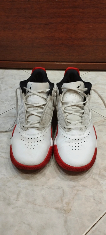Jordan rojas y blancas Vinted