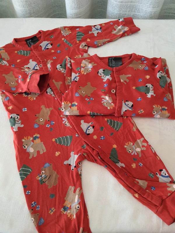 Gemelli neonato pigiamini natalizi H&M cm.74 Gemelli neonato pigiamini natalizi H&M cm.74