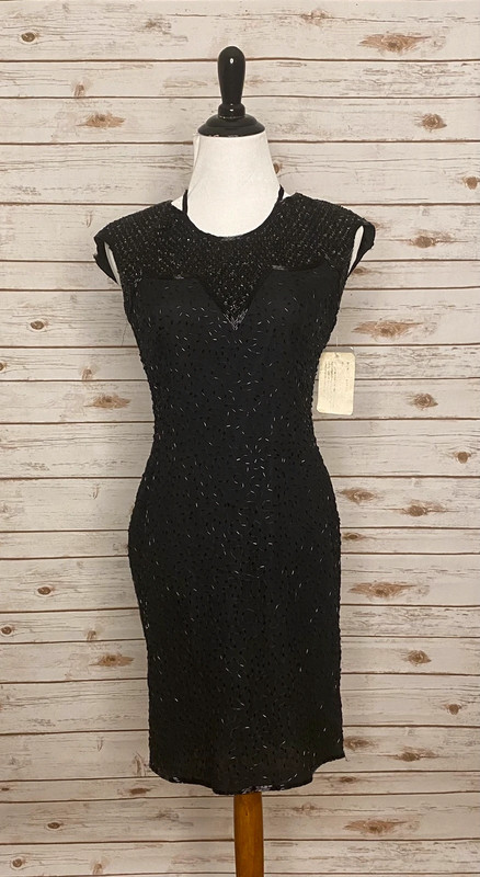 Papell boutique evening shop