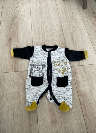 Pyjama velour, marke: Je ne sais quoi, zustand: Sehr gut, größe: Bis zu 1 Monat / 50, 2,00 €, 2,80 € inklusive Vinted-Käuferschutz