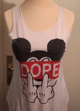 Weißes Mickey-Mouse-Top mit „DOPE“-Print – Lässiger Vintage-Look, Größe S/M, merk: NO LABEL, staat: Goed, maat: M / 38 / 10, € 12,00, € 13,30 inclusief Kopersbescherming