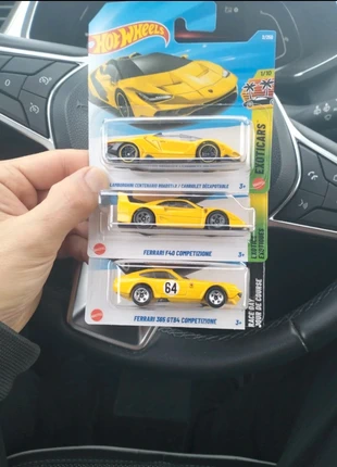 Hot wheels, brand: Hot Wheels, condizioni: Nuovo con cartellino, taglia: 3 anni / 98 cm, €12.00, €13.30 include la Protezione acquisti