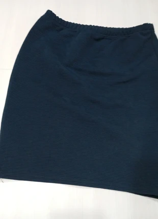 Gonna, marke: Camomilla, zustand: Zufriedenstellend, größe: XL / 42 / 14, 3,00 €, 3,85 € inklusive Vinted-Käuferschutz