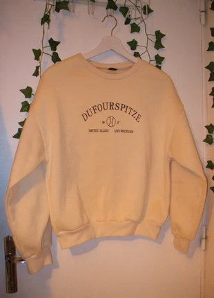 Sweat-shirt jaune champagne avec motifs marrons, marca: Shein, estado: Muito bom, tamanho: M / 38 / 10, €12.00, €13.30 inclui Proteção do Comprador