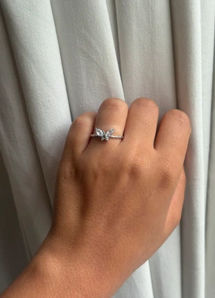 Silver Adjustable Butterfly Ring, condition: New without tags, size: Adjustable, £5.00, £5.95 includes Buyer Protection Pro