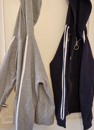 2 Retro-Sport-Sweatjacken, condizioni: Ottime, taglia: S / IT 40 / EU 36, €6.00, €7.00 include la Protezione acquisti