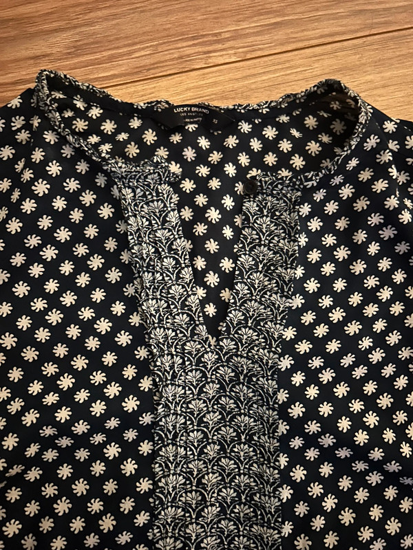 Lucky Brand summer top 2