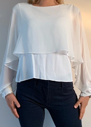 Maglia con volant bianca Zara taglia S , marke: Zara Woman, zustand: Sehr gut, größe: S / 36 / 8, 6,00 €, 7,00 € inklusive Vinted-Käuferschutz