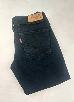 Jean Levi's Noir, marke: Levi's, zustand: Sehr gut, größe: S / 36 / 8, 8,99 €, 10,14 € inklusive Vinted-Käuferschutz