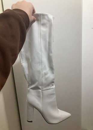 Stivali bianchi, brand: Bianchi, condizioni: Ottime, taglia: 40, €12.00, €13.30 include la Protezione acquisti