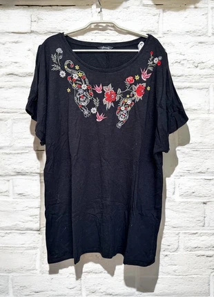 M&S Mode Top Maat XL Zwart Borduursel Bloemen Tijger Print, brand: M&S Mode, condizioni: Ottime, taglia: XL / IT 46 / EU 42, €8.00, €9.10 include la Protezione acquisti Pro