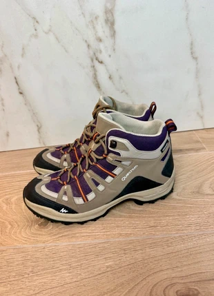 Chaussures de randonnée femme – Quechua Arpenaz 100 – violet & beige – taille 39 – très bon état, merk: Quechua, staat: Heel goed, maat: 39, € 45,00, € 47,95 inclusief Kopersbescherming