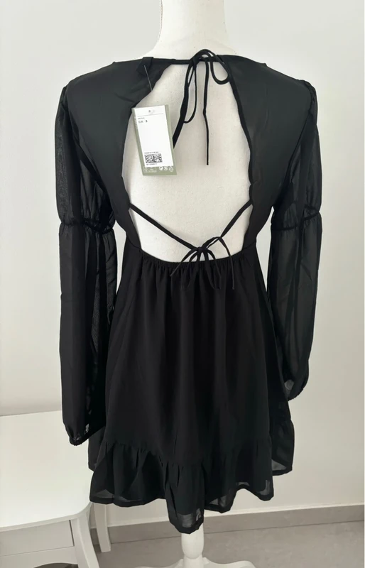Robe noire neuve en mousseline - photo numéro 2