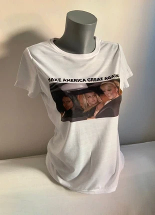 Make america great again Paris Hilton, Lindsey Lohan and Britney spears White Tshirt Failure, marque: Local, état: Très bon état, taille: M / 38 / 10, 15,00 €, 16,45 € Protection acheteurs incluse