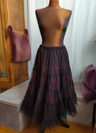 Jupon noir et bordeaux, marke: sans marque, zustand: Gut, größe: L / 40 / 12, 25,00 €, 26,95 € inklusive Vinted-Käuferschutz