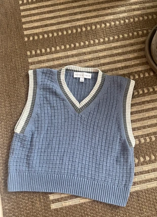 Baby blue nu-in gilet vest, merk: nu-in, staat: Nieuw zonder prijskaartje, maat: L / 40 / 12, € 10,00, € 11,20 inclusief Kopersbescherming