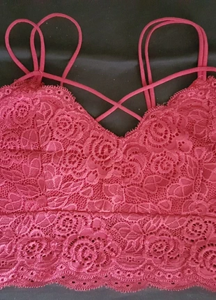Brassière dentelle bordeaux Shein taille M, marque: Shein, état: Très bon état, taille: M, 2,00 €, 2,80 € Protection acheteurs incluse