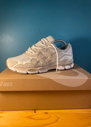 Chaussure Asics gel nyc beige/crème, marca: Asics, estado: Muy bueno, tamaño: 42, 80,00 €, 84,70 € Protección al comprador incluida