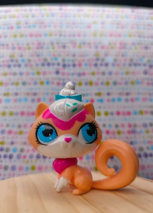 Lps pet shop chat gâteau, marke: Hasbro, zustand: Gut, größe: 4 Jahre / 104, 2,00 €, 2,80 € beinhaltet Vinted-Käuferschutz Pro