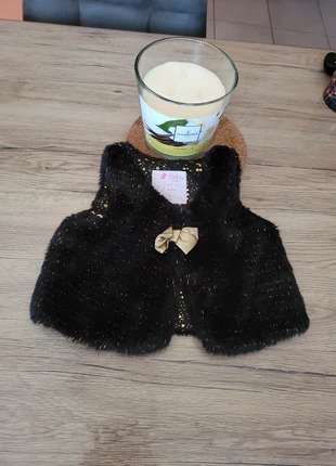 Gilet noir à paillettes or Gemo taille 18 mois, marque: Gémo, état: Très bon état, taille: 12-18 mois / 80 cm, 2,00 €, 2,80 € Protection acheteurs incluse
